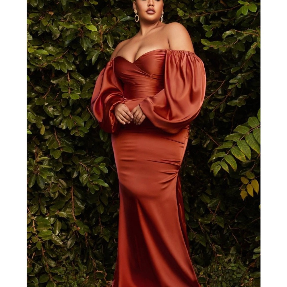 Elegant Off-Shoulder “Cinderella Divine”Satin Dress